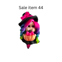 SALE Item 44 - HALLOWEEN WITCH